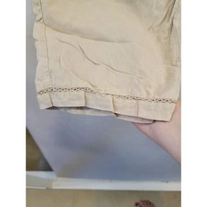 NWOT Emily Daniel's Women's Stone With Faggoting Capris Size L